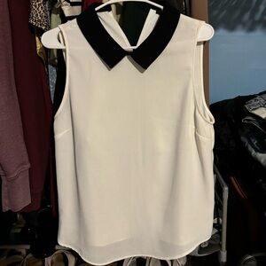 Forever 21 Black and White Collared Blouse